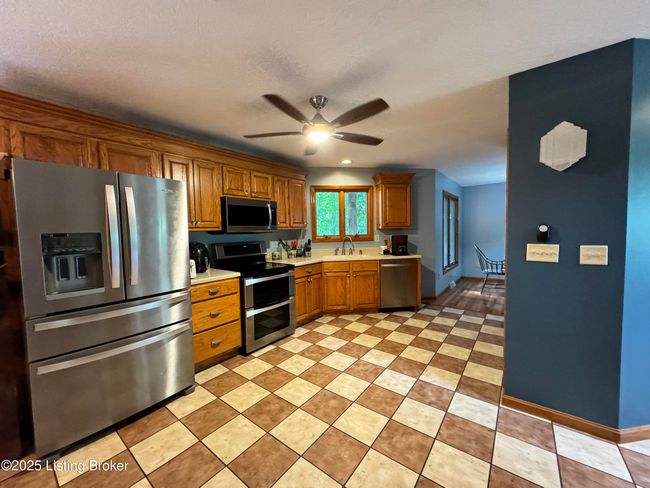 601 Indian Ridge Rd, House other with 4 bedrooms, 3 bathrooms and null parking in Falls Of Rough KY | Image 16