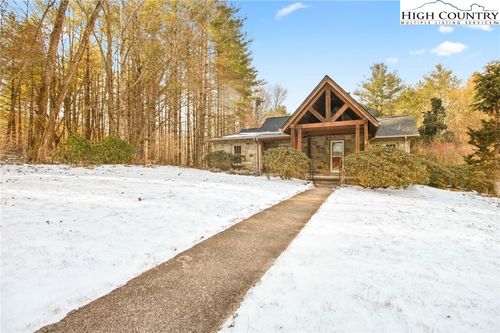 472 Rivers Edge Drive, Boone, NC, 28607 | Card Image