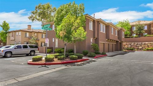201-3925 Palm Beach St, Las Vegas, NV, 89129-1092 | Card Image