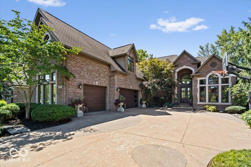 13637 Golden Ridge Ln, Fishers, IN, 46055-9648 | Card Image