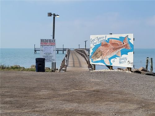130 Saint Charles Loop W, Rockport, TX, 78382-9262 | Card Image