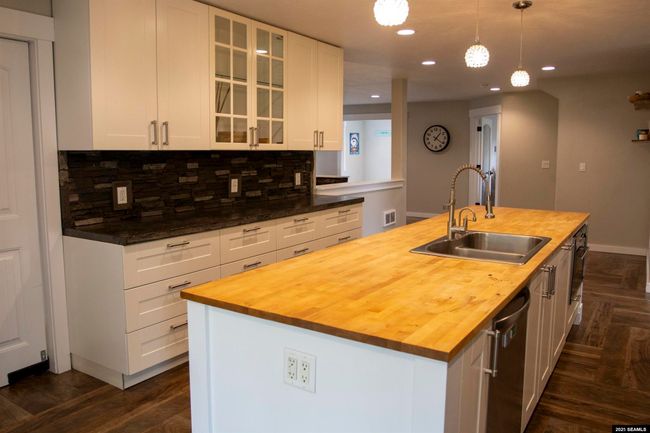 1402 Pond Reef Rd, House other with 7 bedrooms, 5 bathrooms and 2 parking in Ketchikan AK | Image 25
