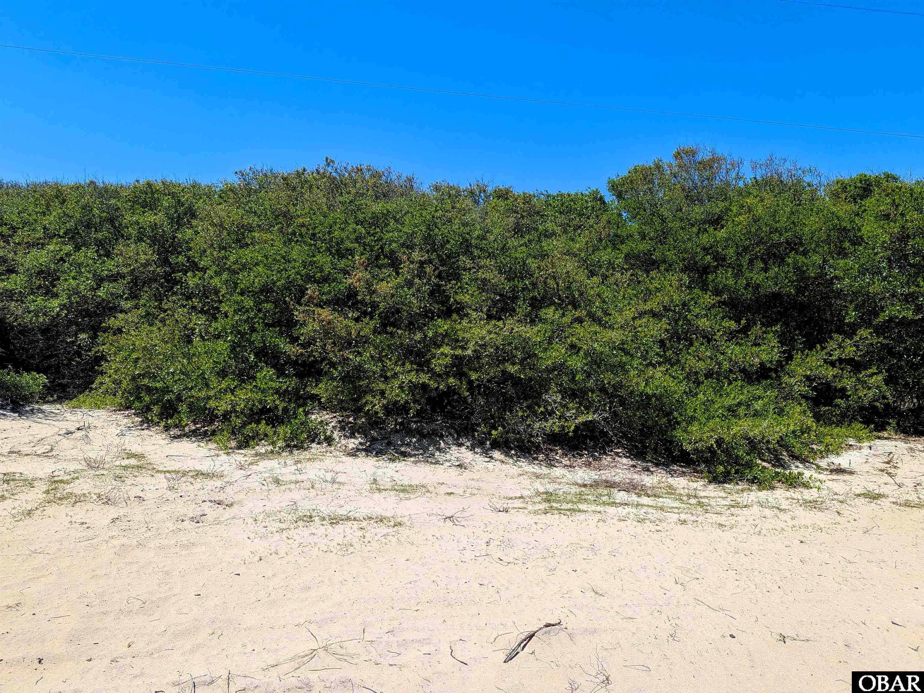 Land in Corolla 4