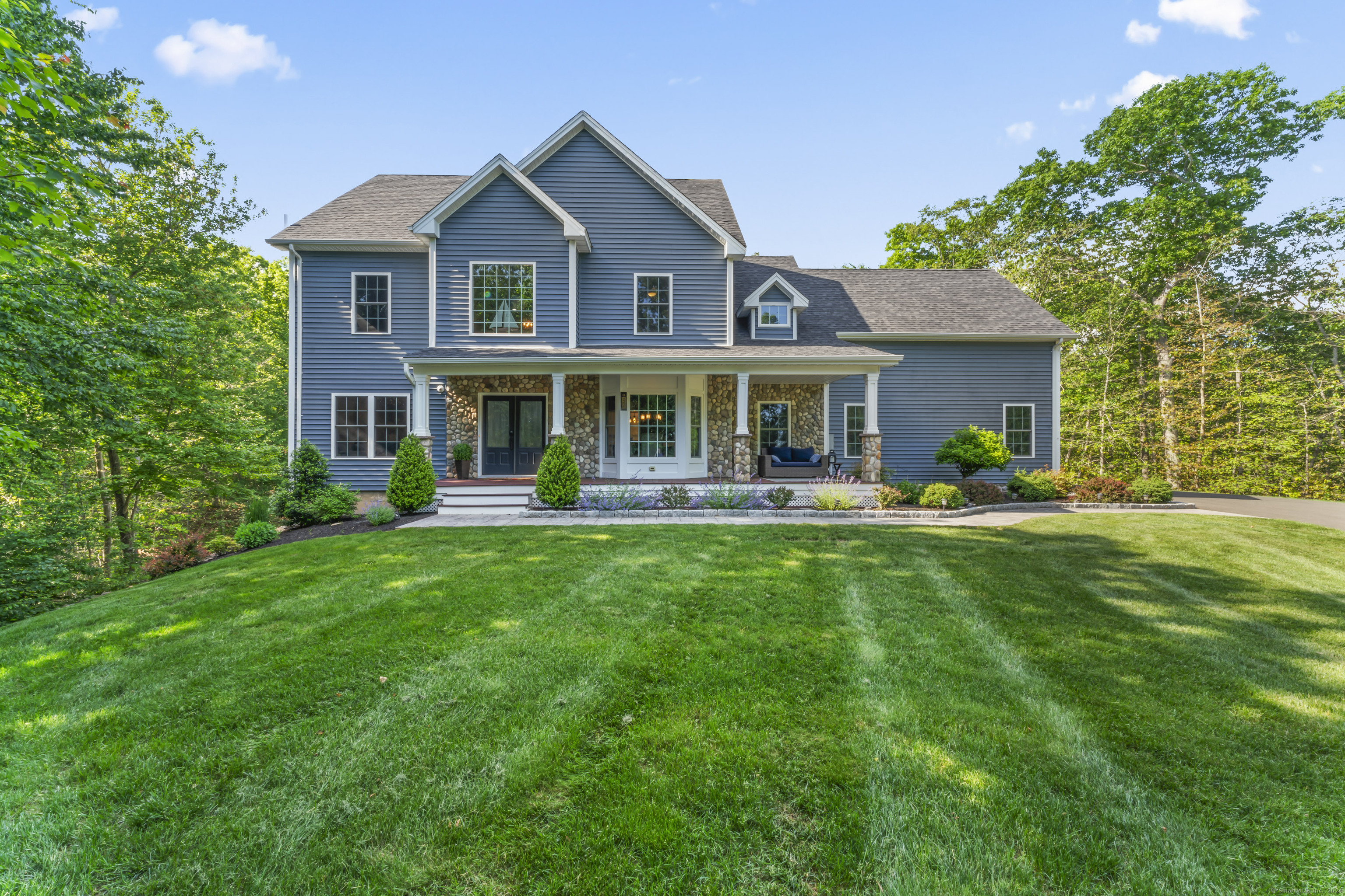 Matteo Ct, Madison, CT 06443