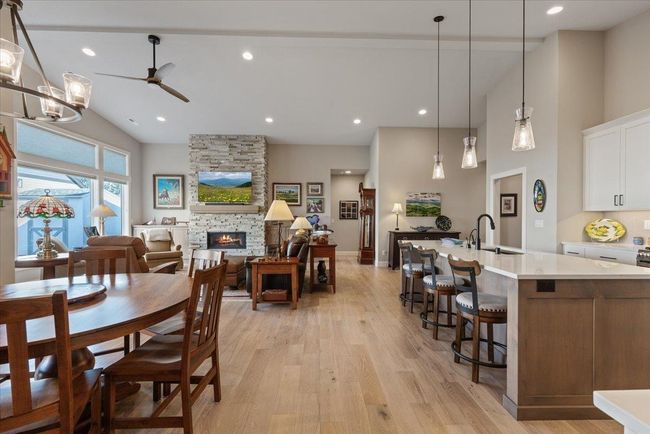 4120 S S Boge Ct, Home with 4 bedrooms, 2 bathrooms and null parking in Spokane WA | Image 4