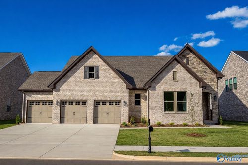 2112 Bloomfell Bnd Sw, Huntsville, AL, 35802-3181 | Card Image