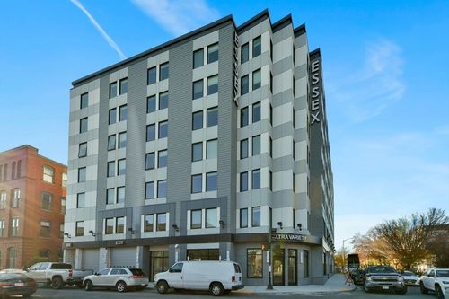 ph-509-585 Essex St, Lynn, MA, 01901 | Card Image