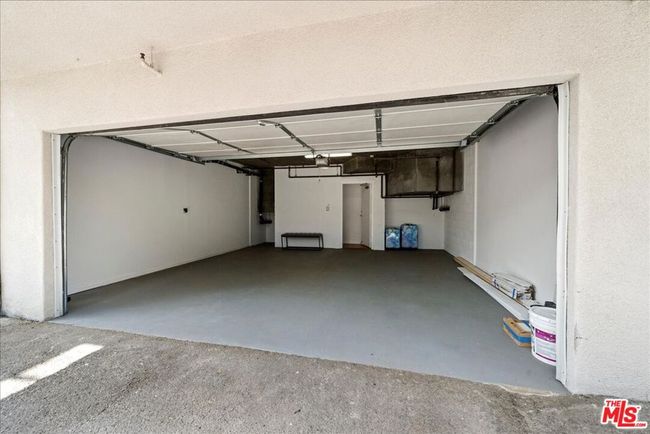 APT-11 - 4414 Moorpark Way, Townhouse with 2 bedrooms, 3 bathrooms and null parking in Toluca Lake CA | Image 35