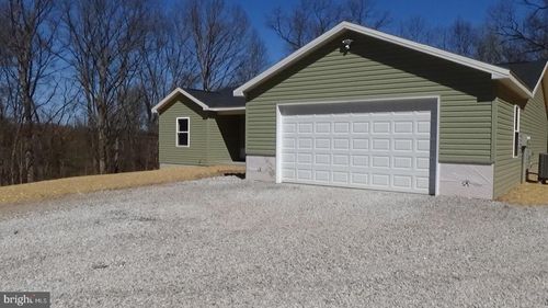 70 Barrick Hill Rd, SHERMANS DALE, PA, 17090-8402 | Card Image
