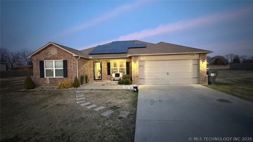 4167 245th East Ave, Broken Arrow, OK, 74014-7611 | Card Image