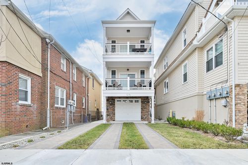 12 N Adams Ave, MARGATE CITY, NJ, 08402-1058 | Card Image