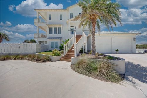 636 Light Ln, Port Aransas, TX, 78373-5353 | Card Image