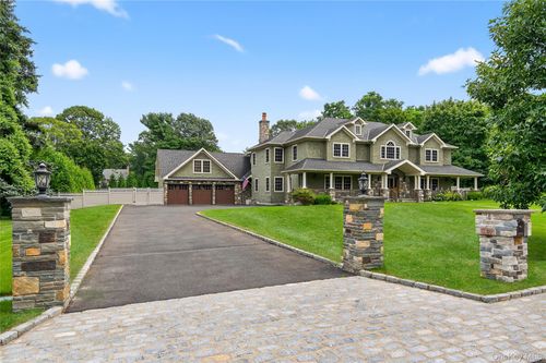 23 Gloria Ln, Huntington, NY, 11743-2229 | Card Image