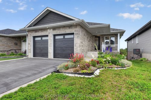 138 Brennan Cres, Odessa, ON, K0H2H0 | Card Image