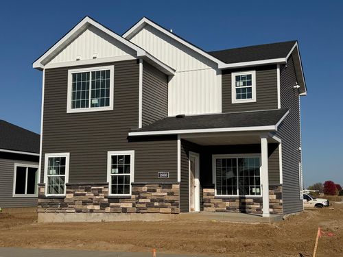 1800 22nd Ave Se, Cambridge, MN, 55008 | Card Image