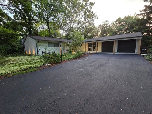 3S220 Blackcherry Ln, Glen Ellyn, IL, 60137-7244 | Card Image