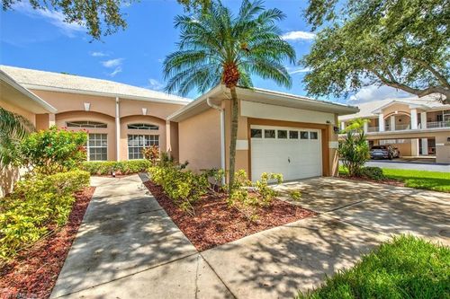 8658 Patty Berg Ct, FORT MYERS, FL, 33919-7054 | Card Image