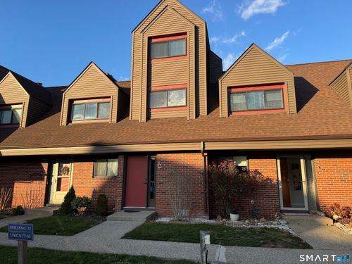 87-87 Montoya Dr, Branford, CT, 06405-2529 | Card Image