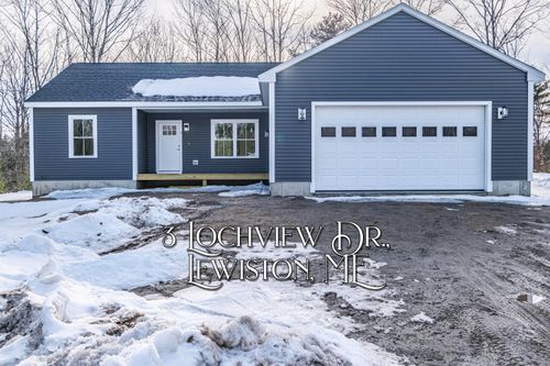 3 Lochview Dr, Lewiston, ME, 04240-2230 | Card Image
