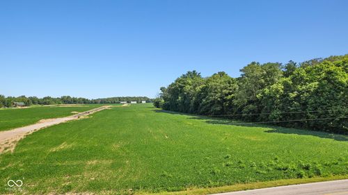 1561 W Us Highway 52, Fountaintown, IN, 46130-9420 | Card Image