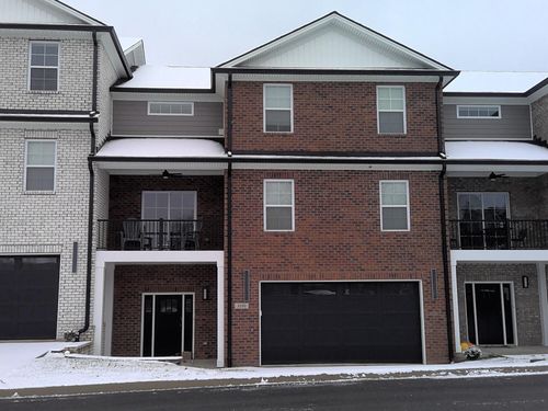 3591 Harper Woods Ln, Lexington, KY, 40515-8312 | Card Image