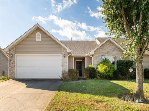 90 Sunny Meadows Blvd, Arden, NC, 28704-8819 | Card Image