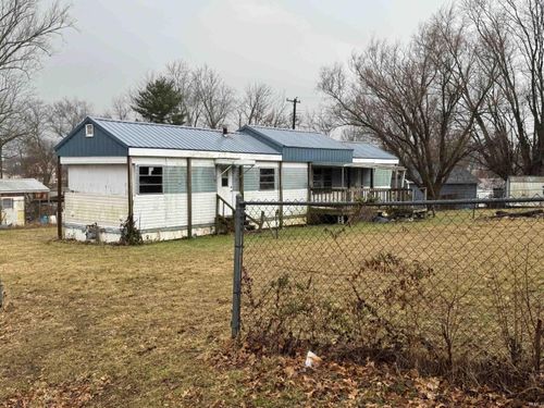 426 N Lincoln St, Oakland City, IN, 47660 | Card Image