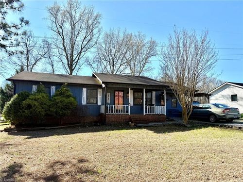 4151 Valley Ridge Dr, Trinity, NC, 27370-8721 | Card Image