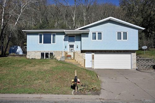 445 Sunnyview Drive, Rollingstone, MN, 55969 | Card Image