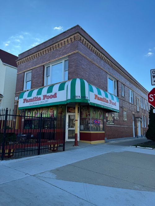 2f-2158 N Hamlin Ave, Chicago, IL, 60647-3427 | Card Image