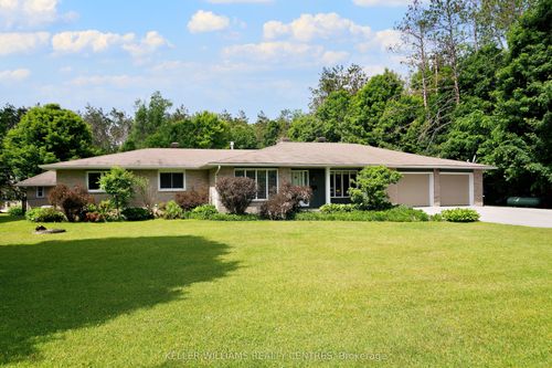 1138 Old 2nd Rd N, Springwater, ON, L0L2K0 | Card Image