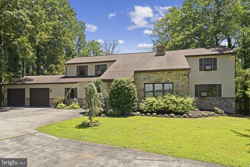 152 Neal Rd, COATESVILLE, PA, 19320-1740 | Card Image