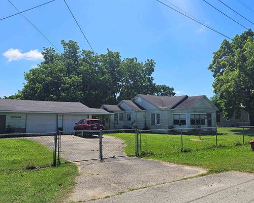 1203 S Main St, Rector, AR, 72461-2623 | Card Image