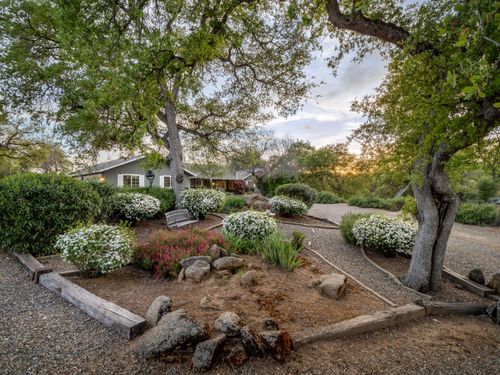 41797 River Knolls Way, Coarsegold, CA, 93614-8966 | Card Image