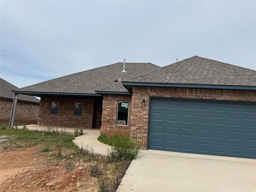 2805 Cedar Ridge Dr, Seminole, OK, 74868-5015 | Card Image