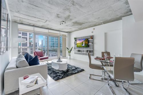 apt-702-3250 Ne 1st Ave, Miami, FL, 33137-4092 | Card Image