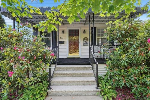 833 Oden St, Confluence, PA, 15424-1037 | Card Image