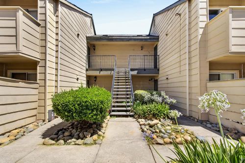 54-8232 Center Pkwy, Sacramento, CA, 95823 | Card Image