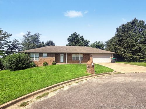 1211 1st St, Tahlequah, OK, 74464-4259 | Card Image