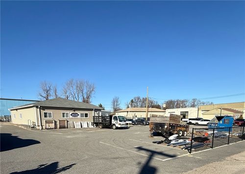 129 Calder St, Cranston, RI, 02920-6501 | Card Image