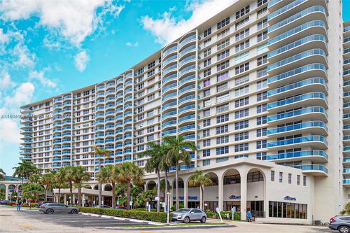 803-3800 S Ocean Dr, Hollywood, FL, 33019 | Card Image