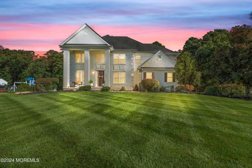 4 Scottsdale Ct, Jackson, NJ, 08527-4871 | Card Image