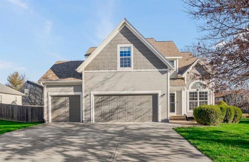 21270 W 227th St, Spring Hill, KS, 66083-7906 | Card Image