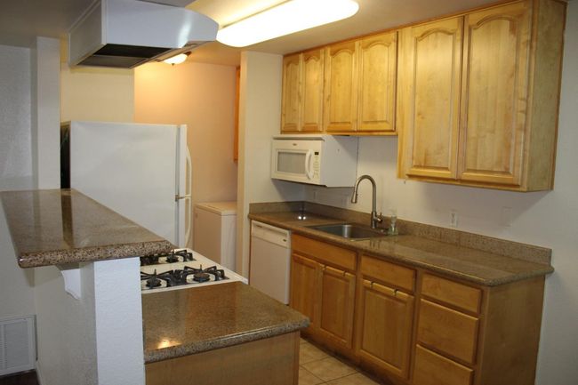1245 Lakeview Cir, Condo with 1 bedrooms, 1 bathrooms and null parking in Pittsburg CA | Image 15