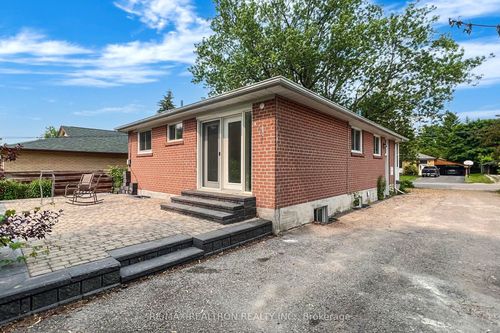 bsmt-14 Child Dr, Aurora, ON, L4G1Y5 | Card Image
