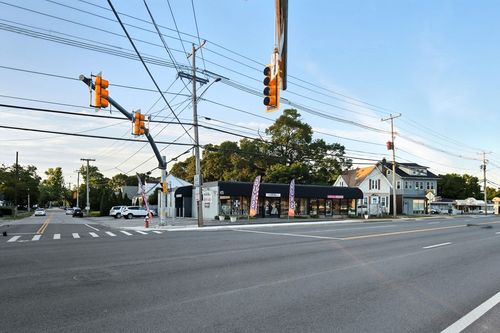 1175 Post Rd, Warwick, RI, 02888-3258 | Card Image