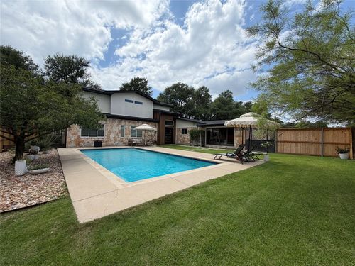 1300 Brushy Bend Dr, Round Rock, TX, 78681-1454 | Card Image