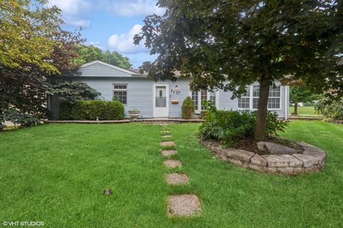 27 Ridge Cir, Streamwood, IL, 60107-1701 | Card Image