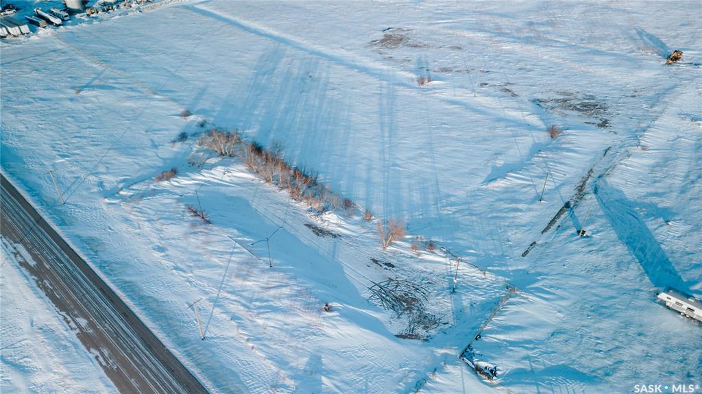 Land in Regina 4