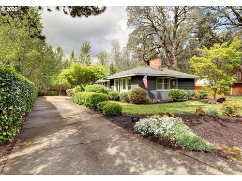 17015 Tualatin St, Lake Oswego, OR, 97035-5335 | Card Image